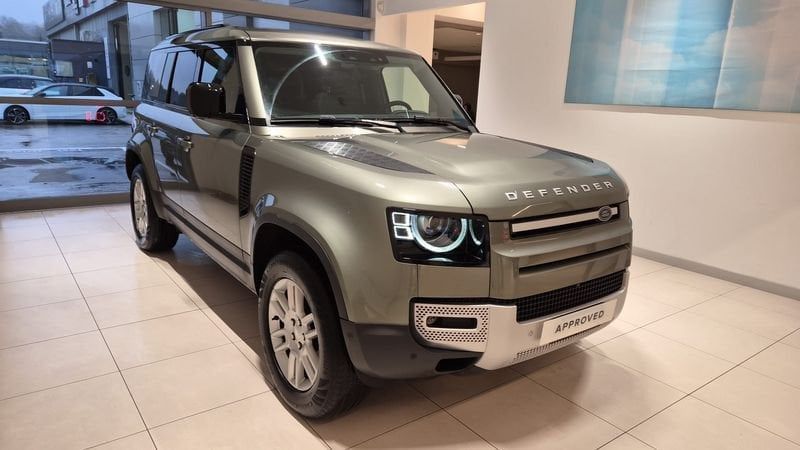 Land Rover Defender 2021