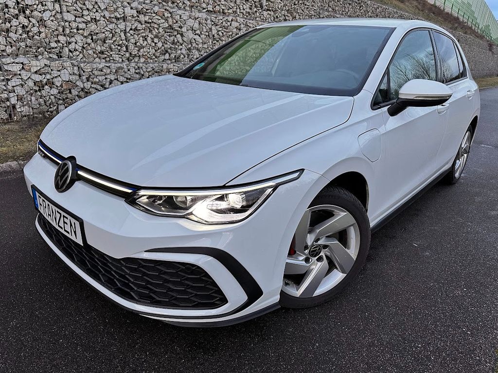 Volkswagen Golf 2021