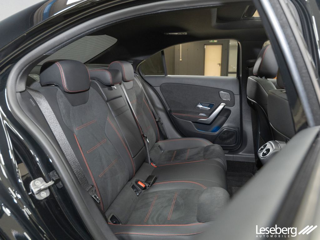 Mercedes-Benz A 220 2024