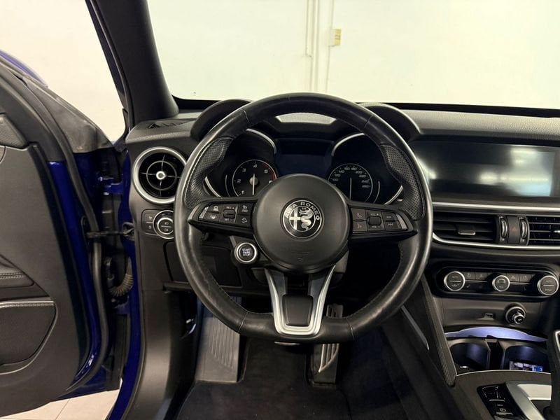 Alfa Romeo Stelvio 2022