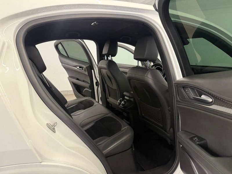 Alfa Romeo Stelvio 2021