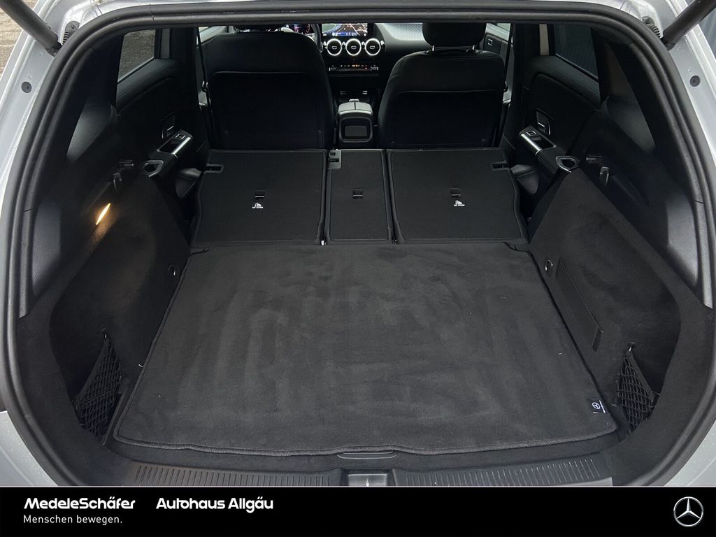 Mercedes-Benz B 200 2023