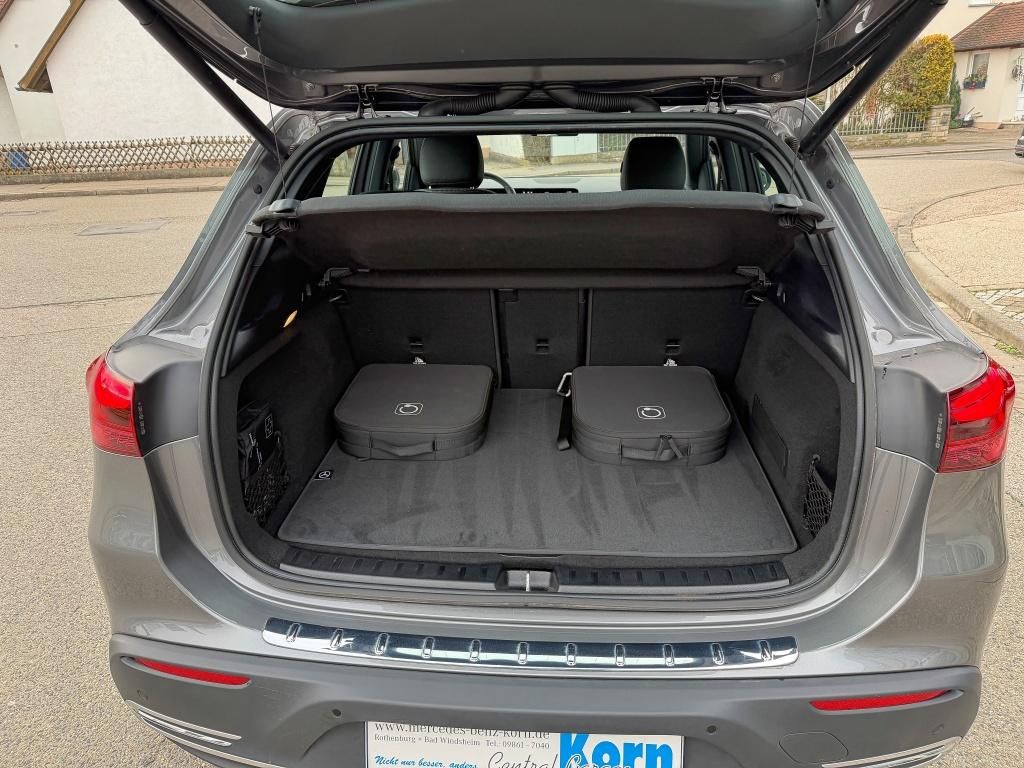 Mercedes-Benz EQA 2024