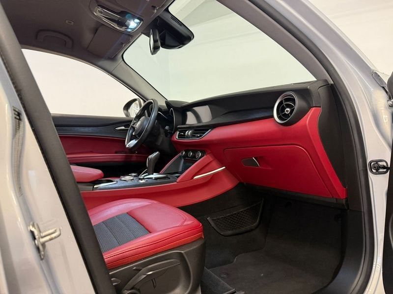 Alfa Romeo Stelvio 2021