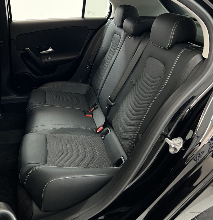 Mercedes-Benz A 180 2021