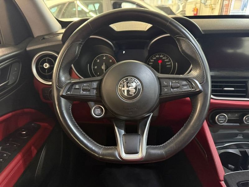 Alfa Romeo Stelvio 2021