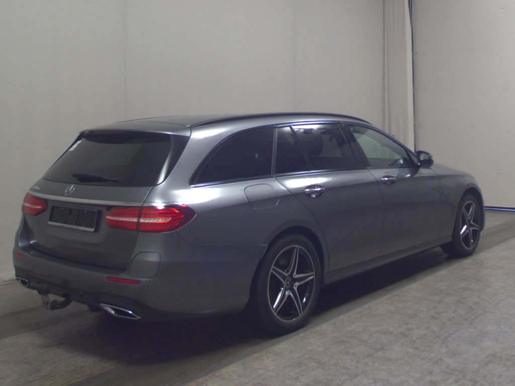 Mercedes-Benz E 300 2020