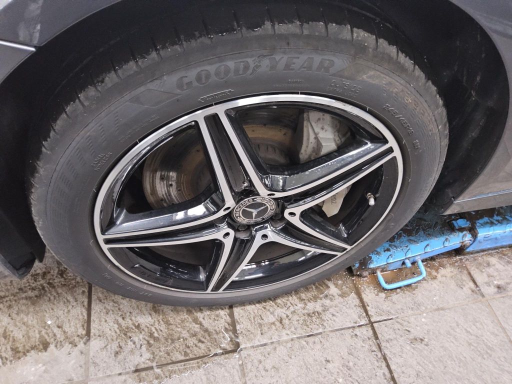 Mercedes-Benz E 300 2020