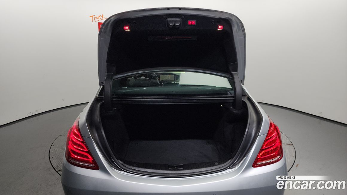 Mercedes-Benz S-Class 2014