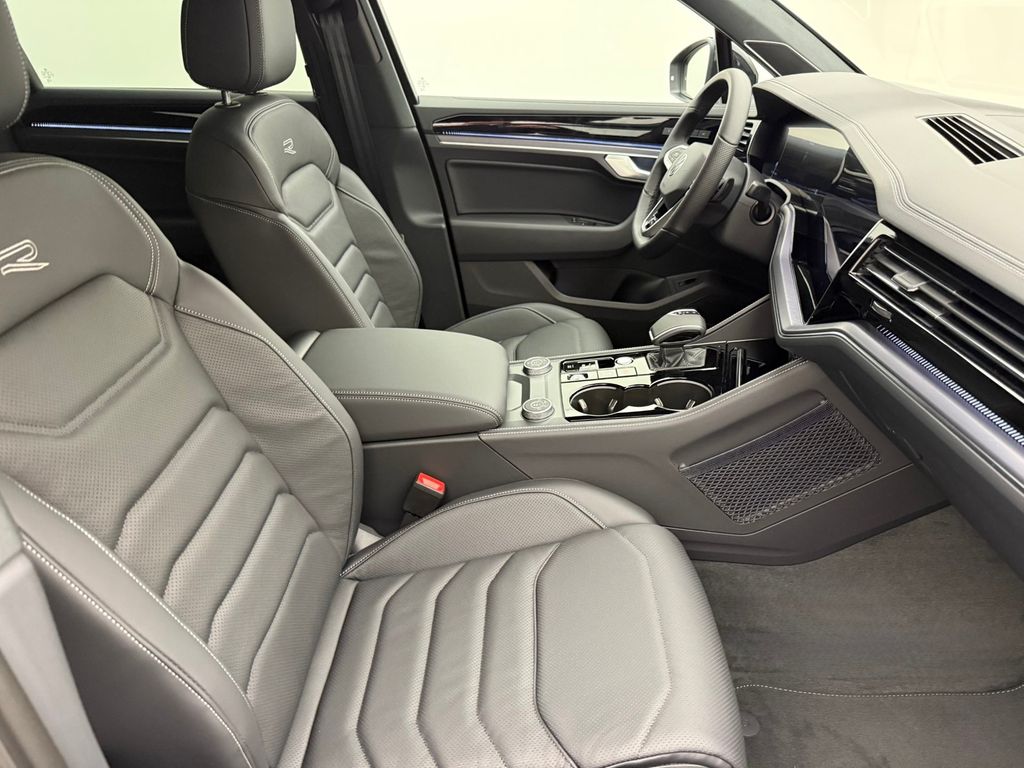 Volkswagen Touareg 2025