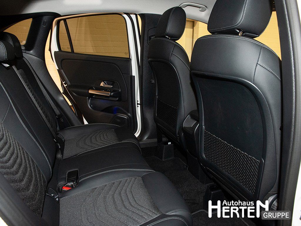 Mercedes-Benz GLA 250 2025