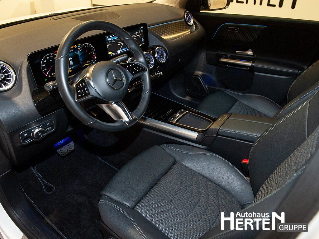 Mercedes-Benz GLA 250 2025