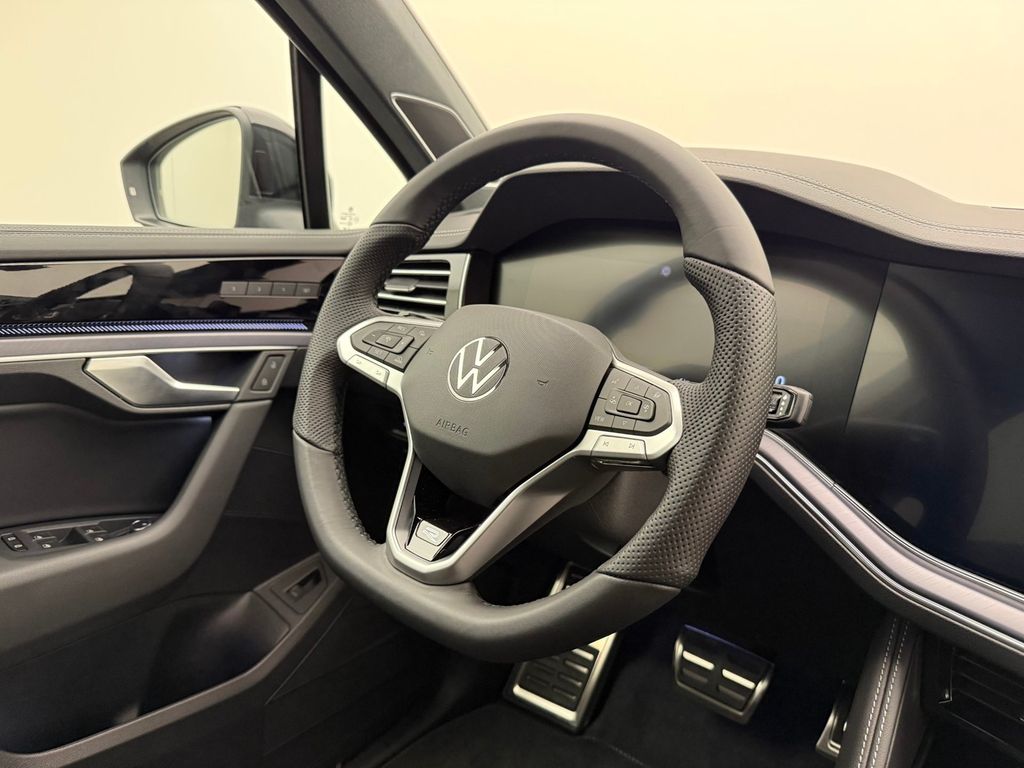 Volkswagen Touareg 2025