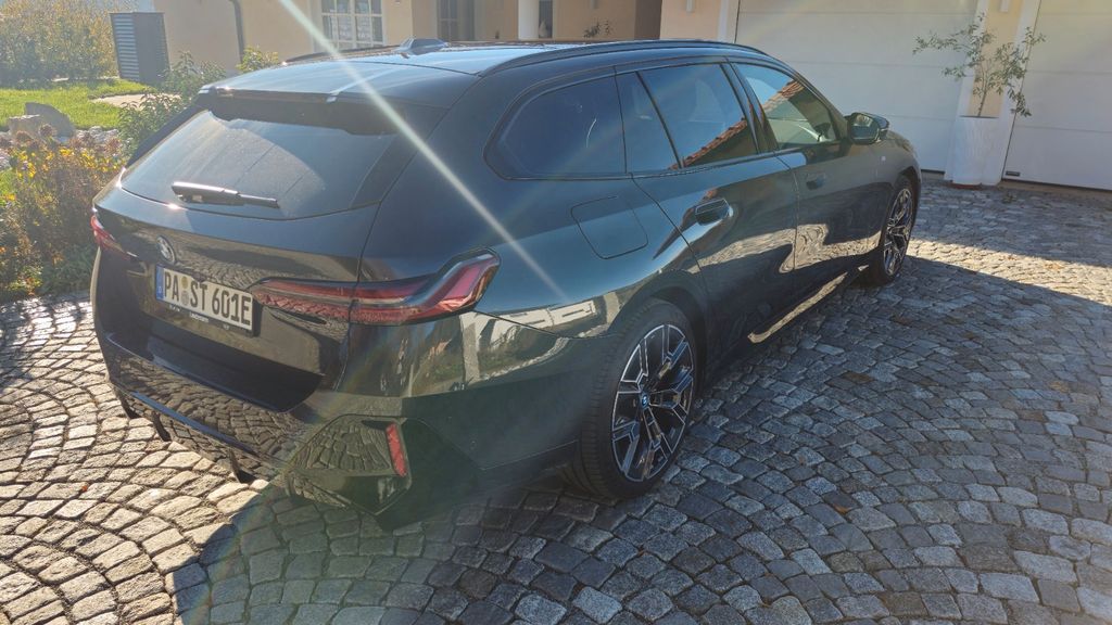 BMW i5 2024