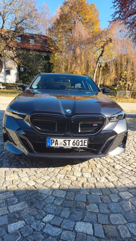 BMW i5 2024