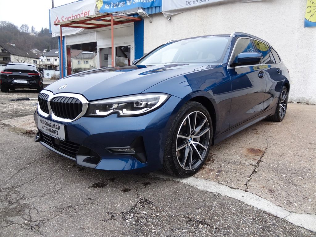 BMW 330 2022