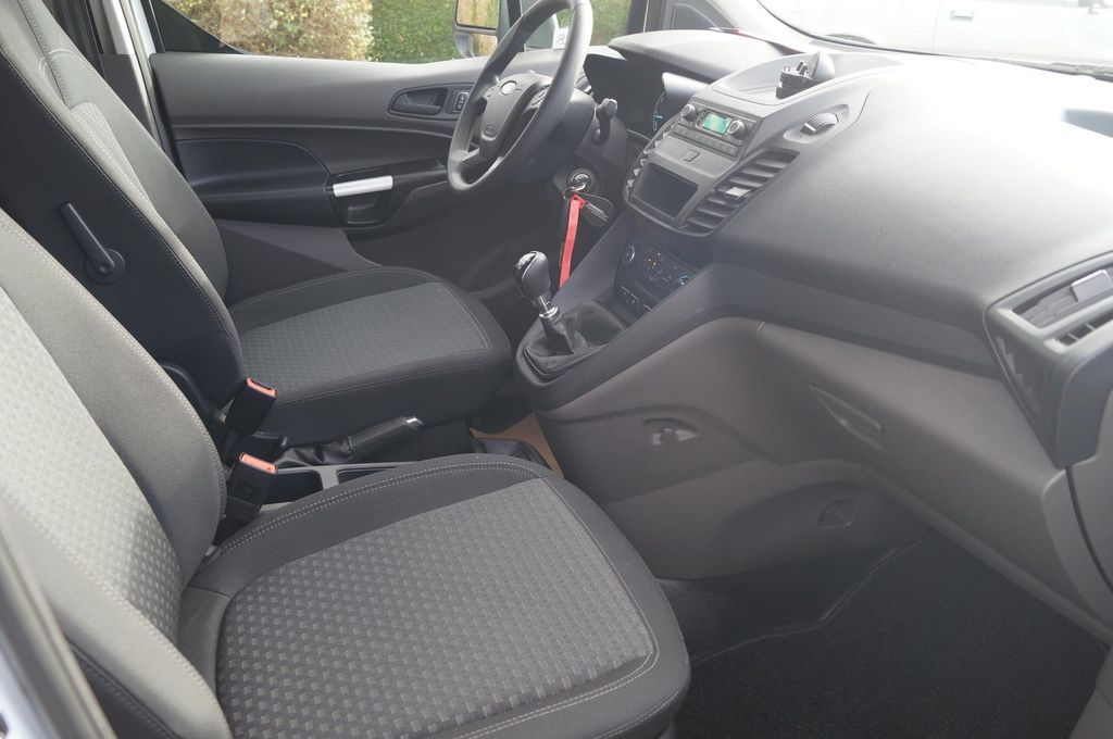 Ford Transit Connect 2024