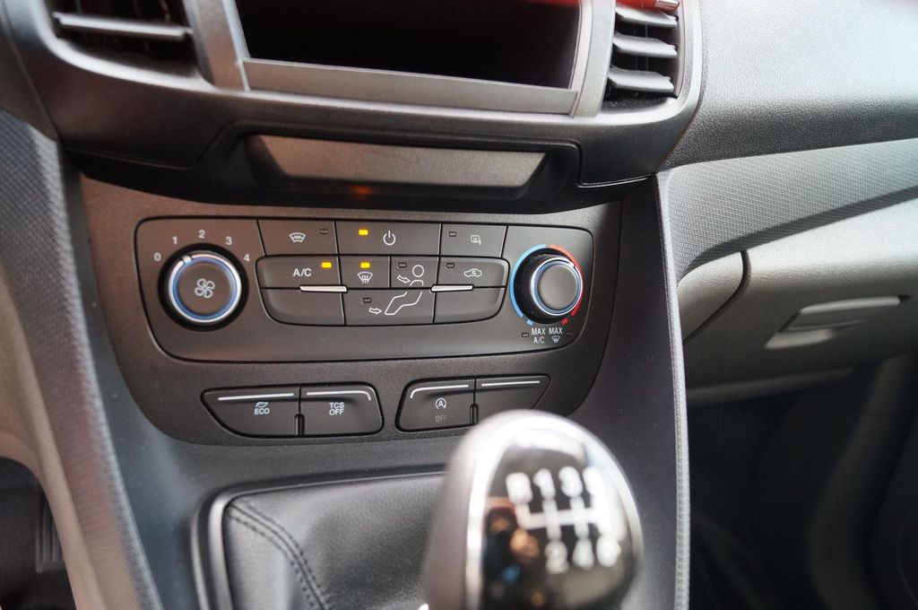 Ford Transit Connect 2024