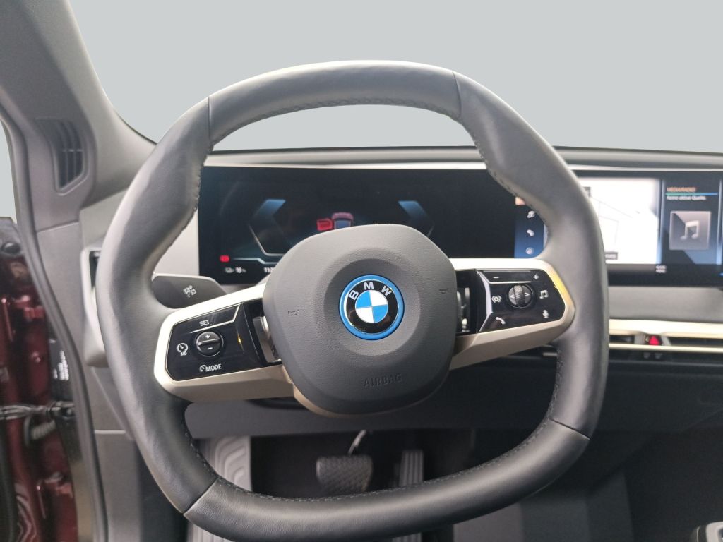 BMW iX 2022