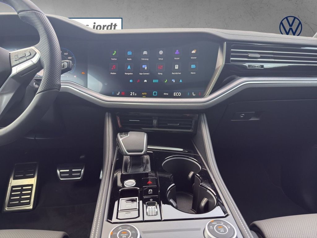 Volkswagen Touareg 2025