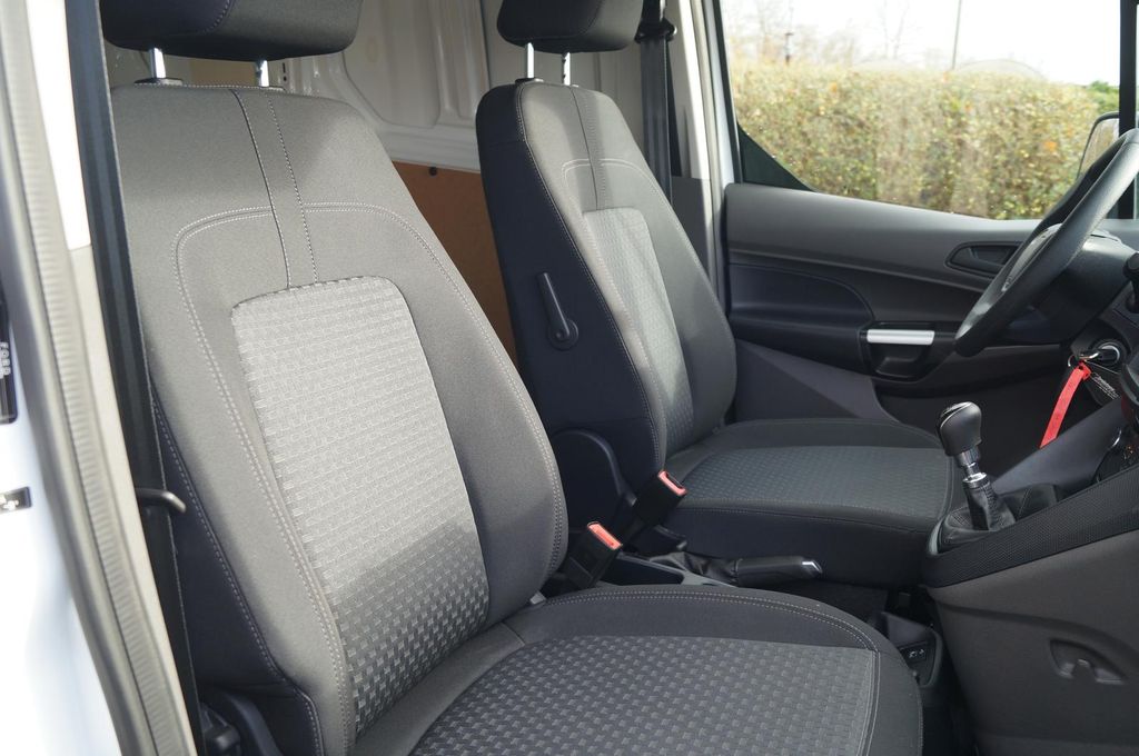 Ford Transit Connect 2024