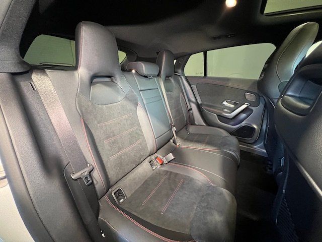 Mercedes-Benz CLA 180 Shooting Brake 2025