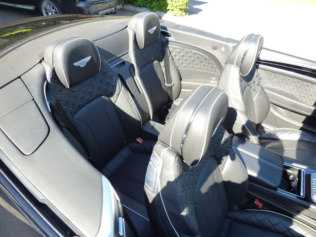 Bentley Continental GTC 2019