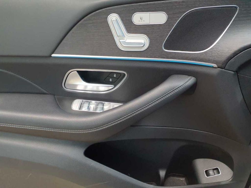 Mercedes-Benz Other 2022