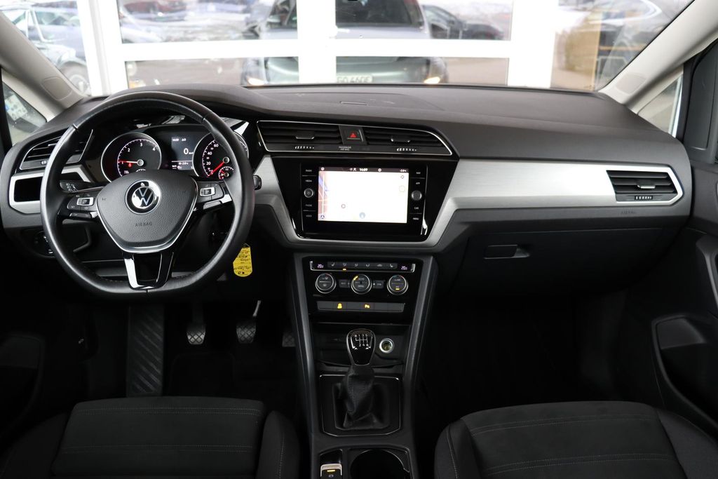 Volkswagen Touran 2022