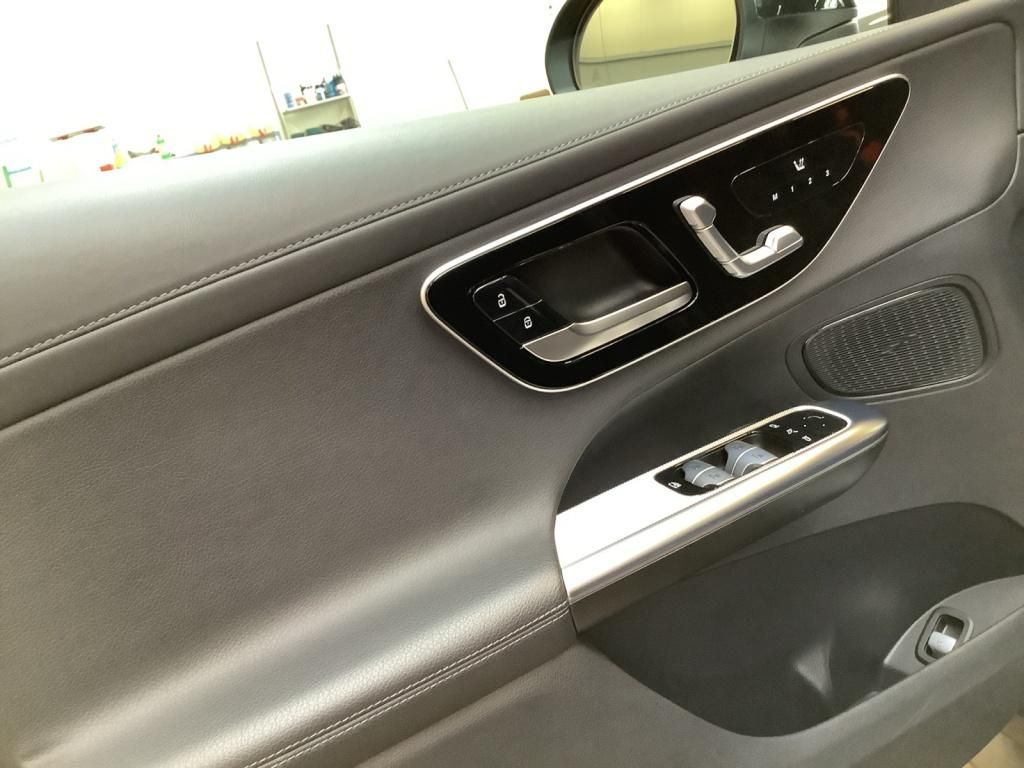 Mercedes-Benz GLC 300 2024