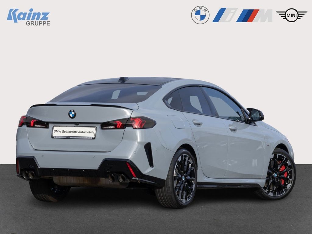 BMW M235 2025