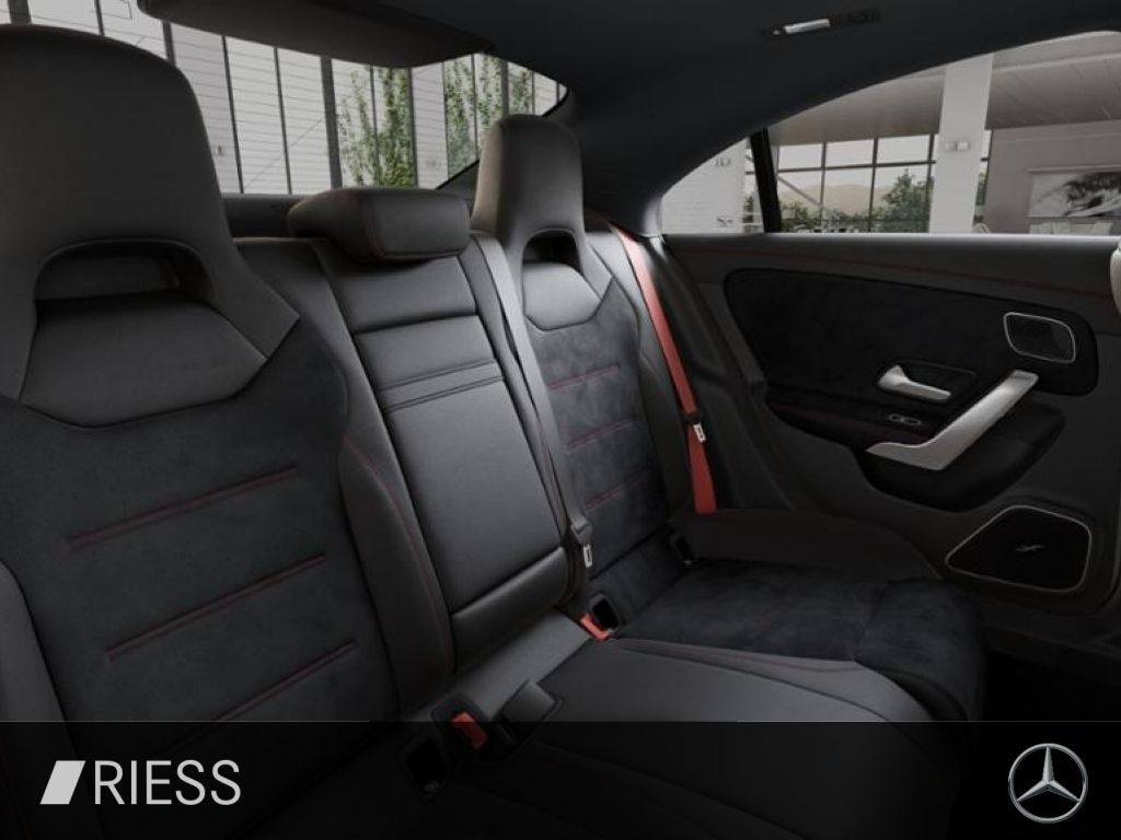 Mercedes-Benz CLA 35 AMG 2024