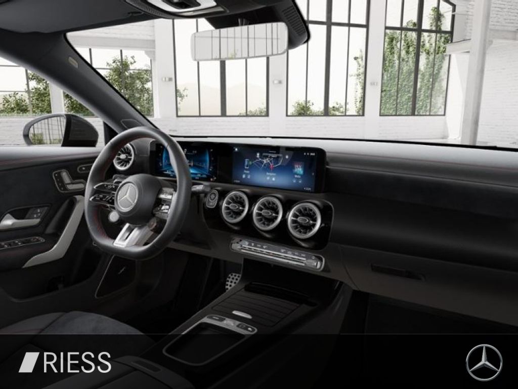 Mercedes-Benz CLA 35 AMG 2024