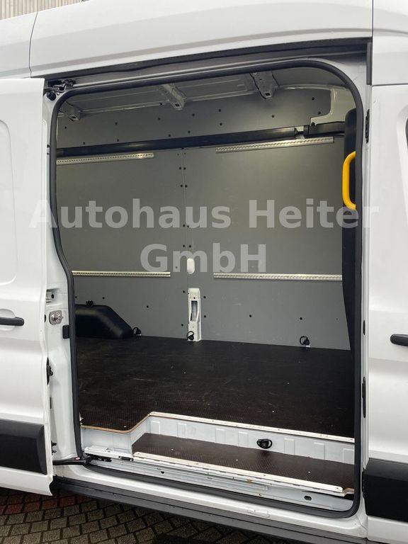 Ford Transit 2024