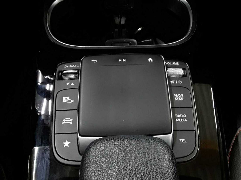 Mercedes-Benz A 250 2021