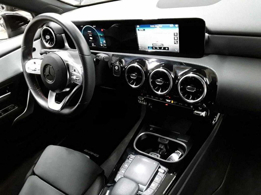 Mercedes-Benz A 250 2021