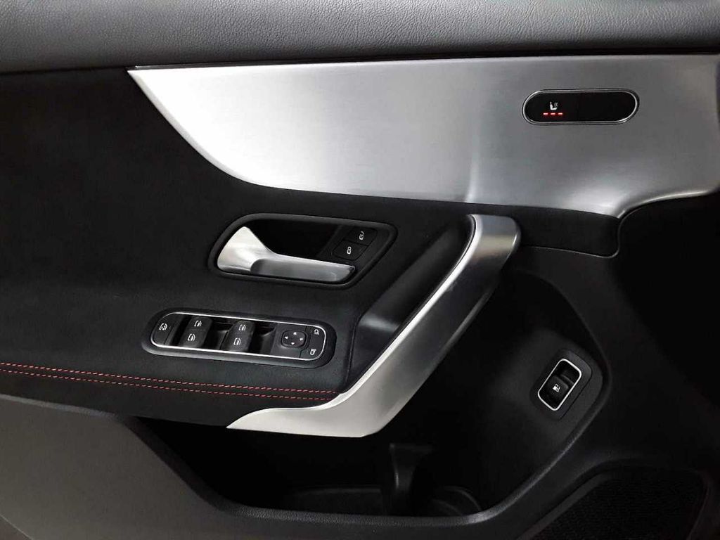 Mercedes-Benz A 250 2021