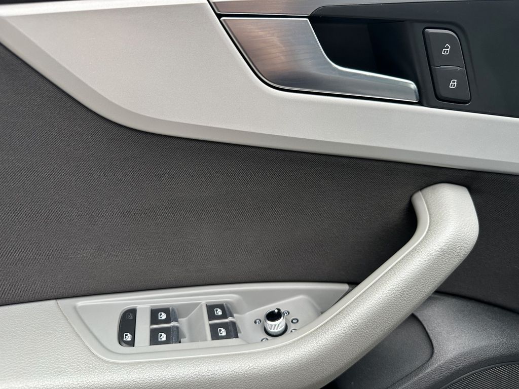 Audi A4 2020