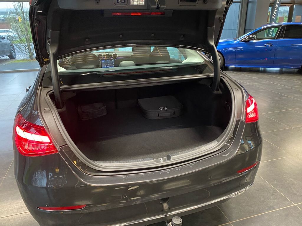 Mercedes-Benz C 300 2024