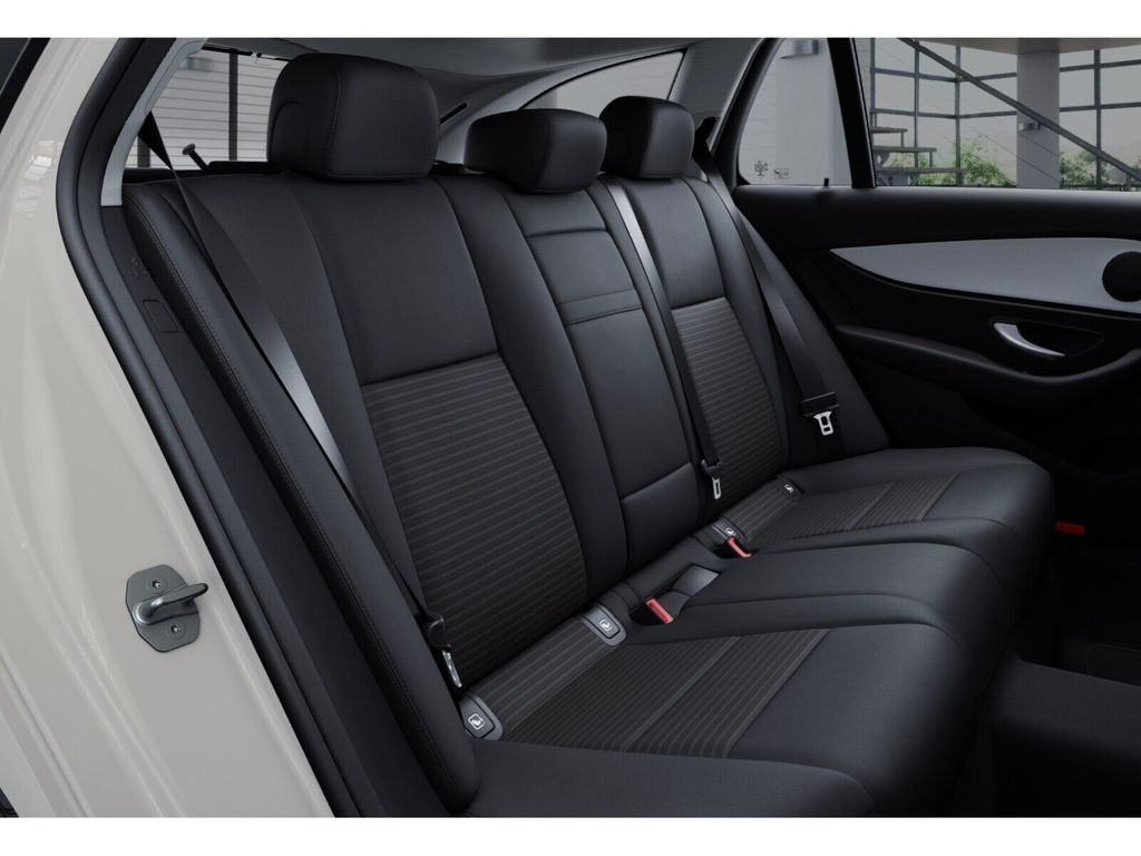 Mercedes-Benz E 300 2021