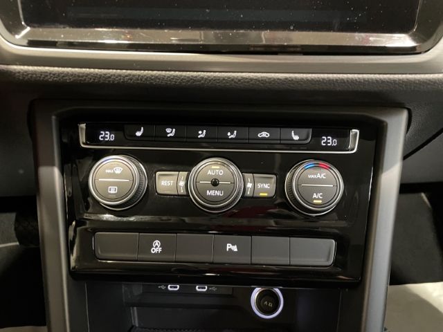 Volkswagen Touran 2021