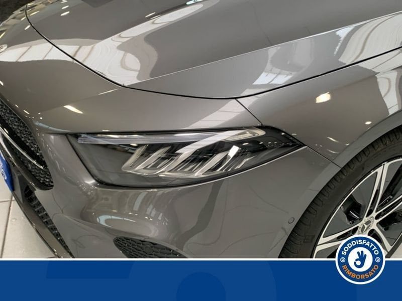 Mercedes-Benz A 180 2025