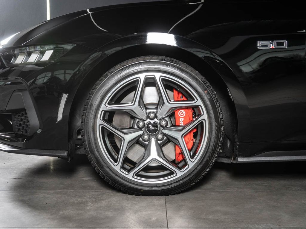 Ford Mustang 2024