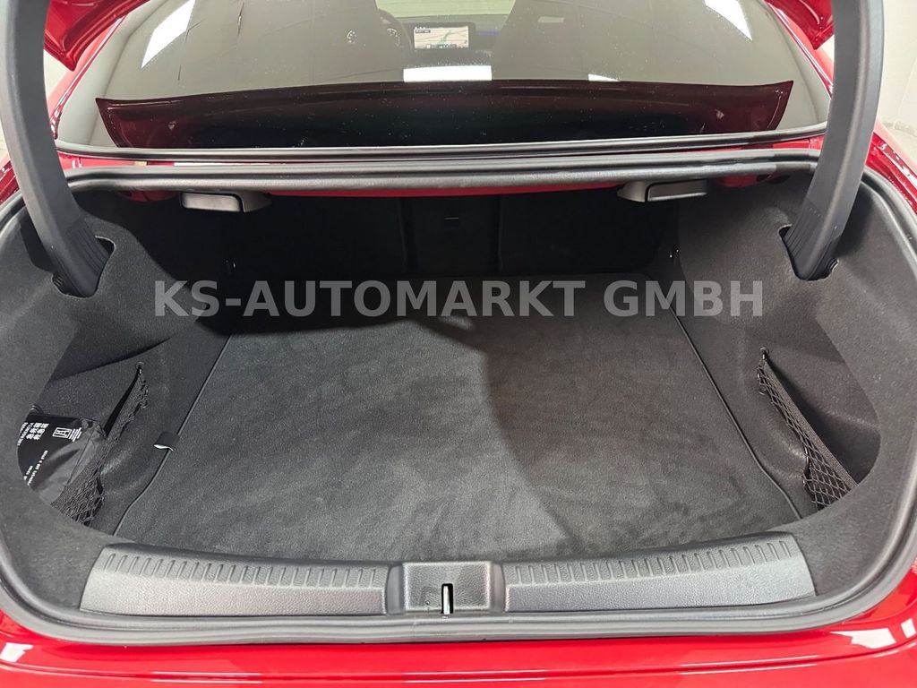 Mercedes-Benz CLA 200 2025