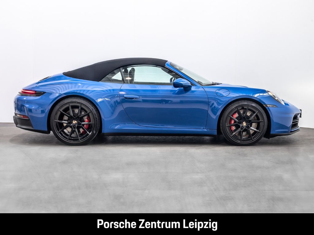 Porsche 992 2025