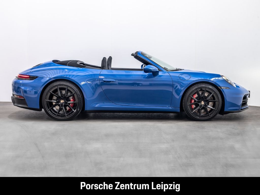 Porsche 992 2025