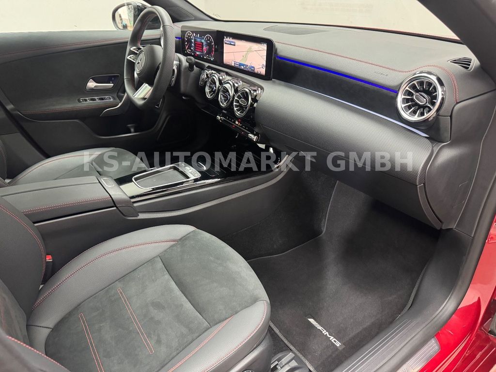 Mercedes-Benz CLA 200 2025