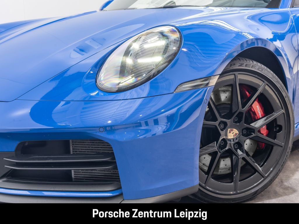 Porsche 992 2025
