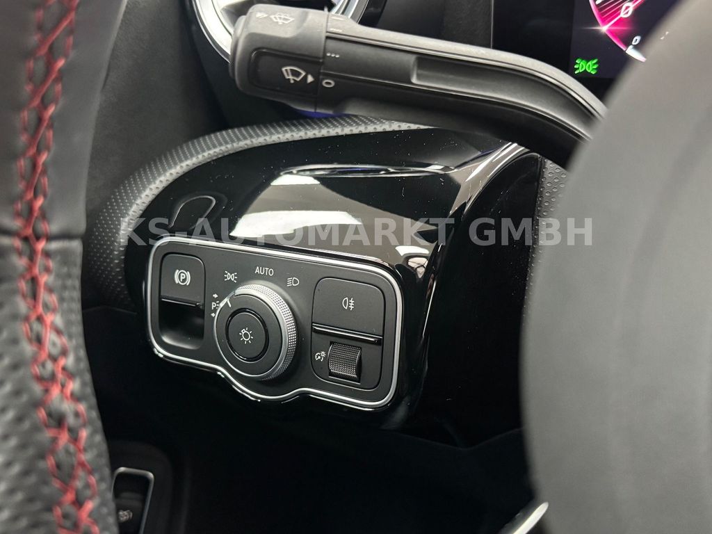 Mercedes-Benz CLA 200 2025