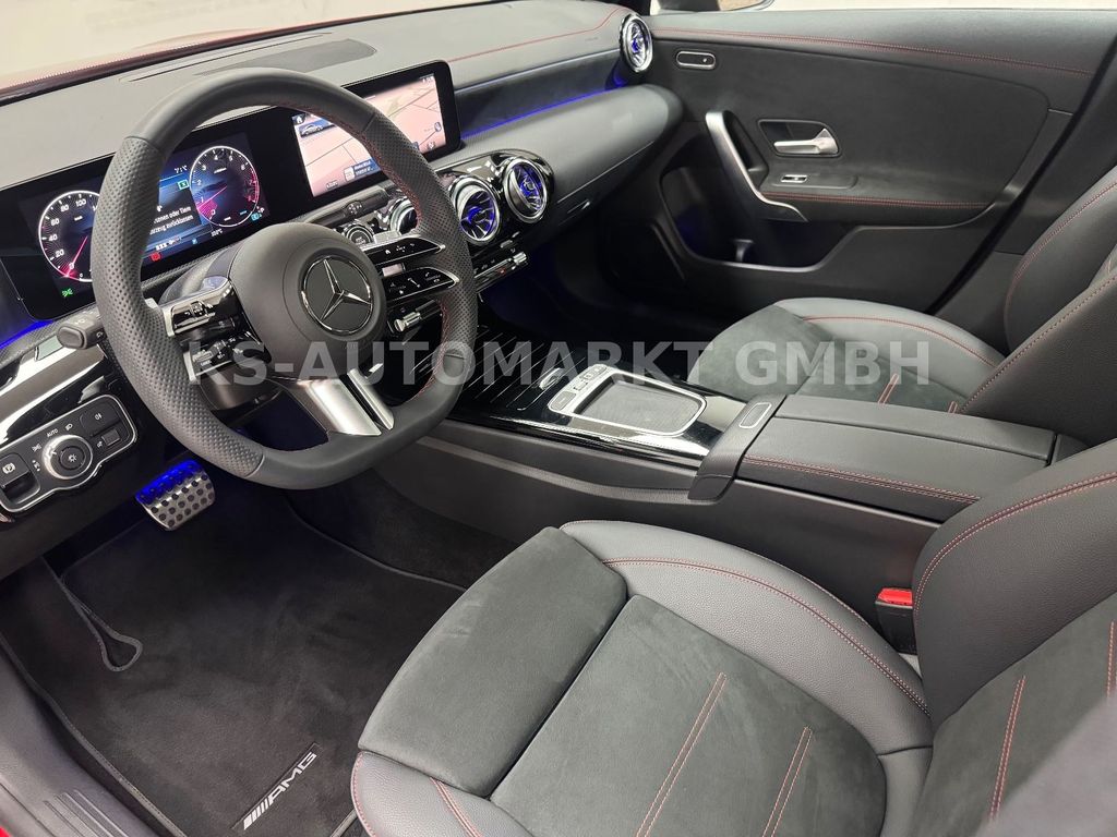 Mercedes-Benz CLA 200 2025